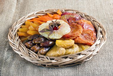 kuru yemiş