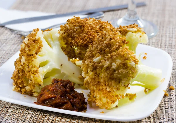 Coliflor empanada — Foto de Stock