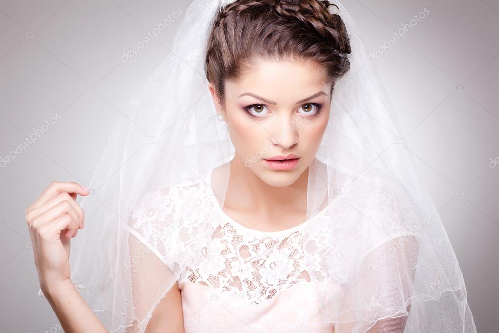 beautiful bride with perfect skin - very clean image