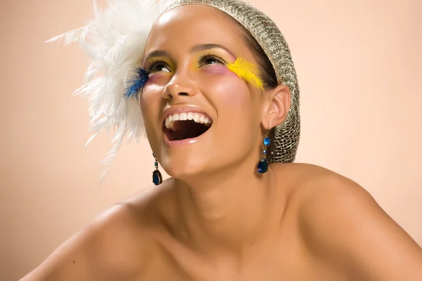 Close-up portrait of beautiful young woman laughing — Stock Photo, Image