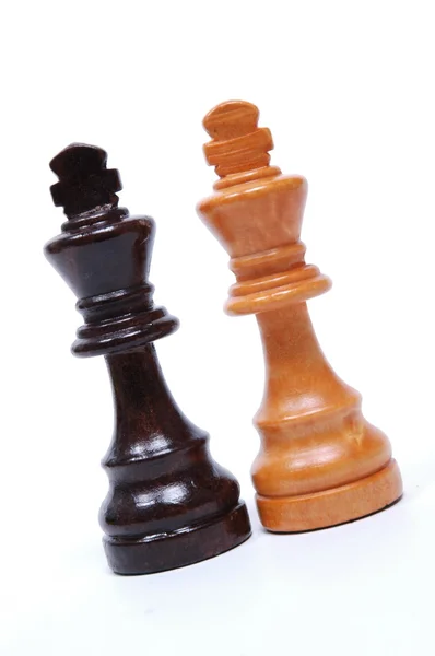 Satranç kralların yan yana
