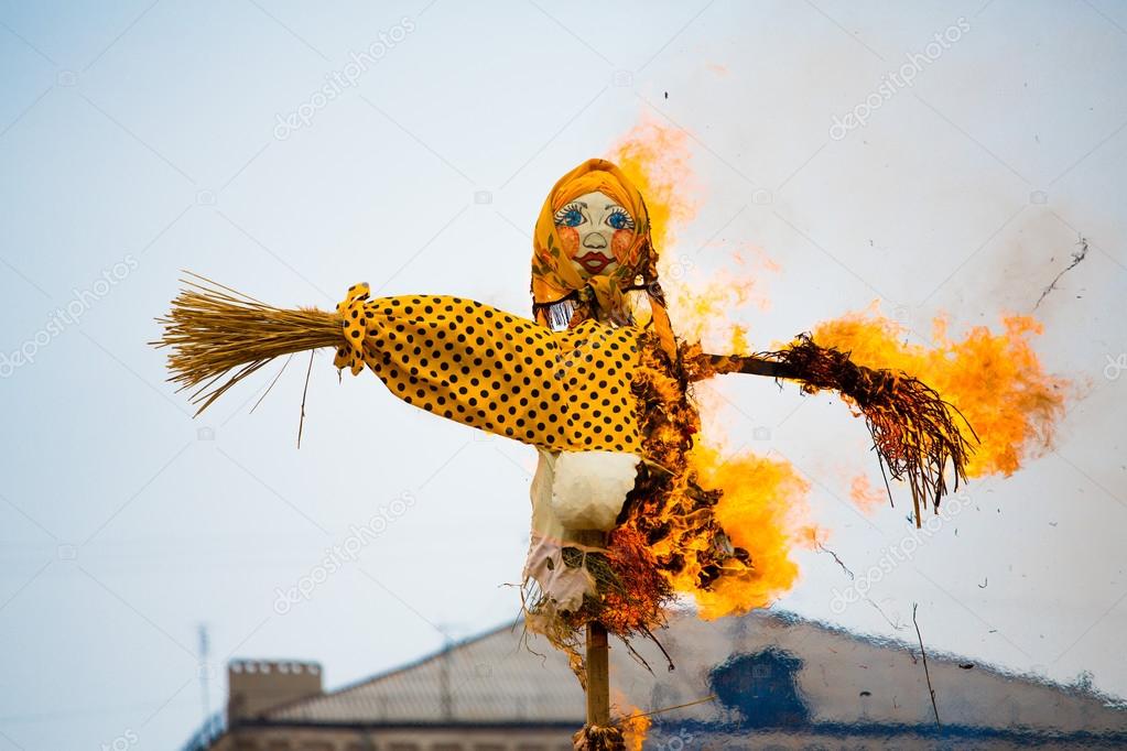 Traditional off winter in Russia, burning effigies of carnival.