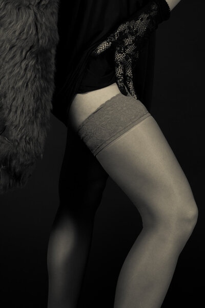 Stockings-sexy glamour.Dressing vintage nylon stockings-pinup style