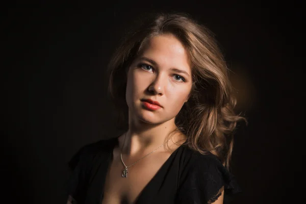 Glamor woman dark face portrait, beautiful female isolated on black background, stylish sexy look, young lady studio shot — Stock Photo, Image