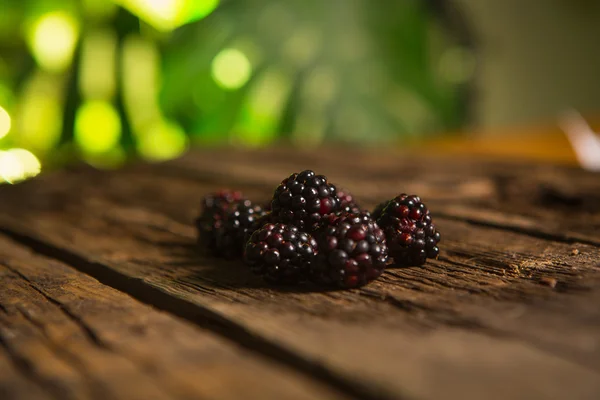 Sweet fresh blackberry in the wood bawl — Stock Photo, Image