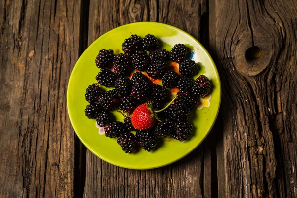 Collection of wild berries and strawberry — Stock Photo, Image