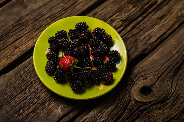 Collection of wild berries and strawberry — Stock Photo, Image