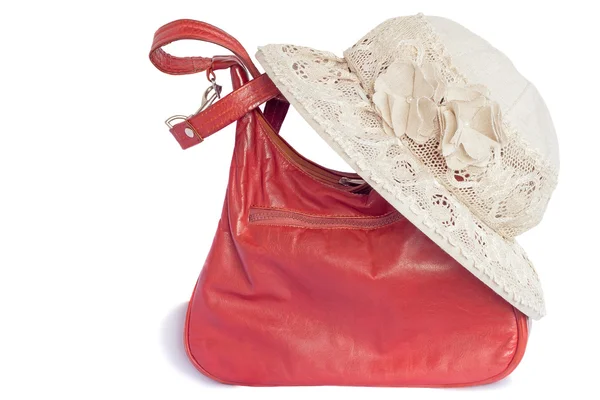 Παπόυτσια γυναικεία καλοκαιρινά καπέλο προστασίας από τον ήλιο και μια τσάντα για μια — Φωτογραφία Αρχείου