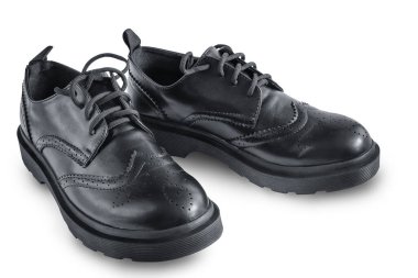 Sonbahar kadınlarının yarı botları beyaz arkaplanda.