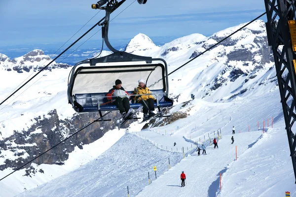 Skiing-lift — Stock Photo, Image