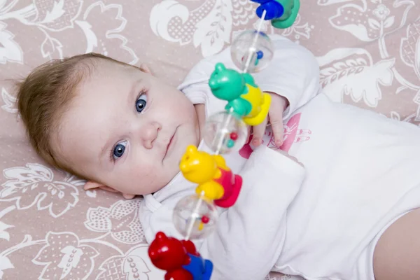 Engraçado lindo bebê 3 meses de idade — Fotografia de Stock