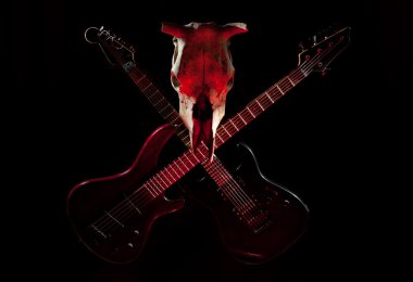 gitar ve kafatası