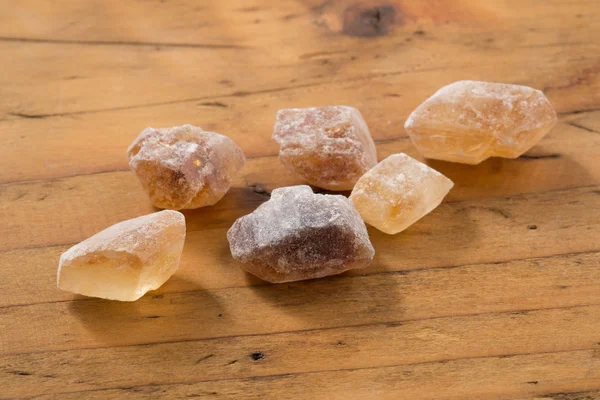 kahverengi şeker şeker