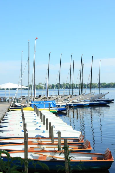 Liegeplatz an der Alster — Stockfoto