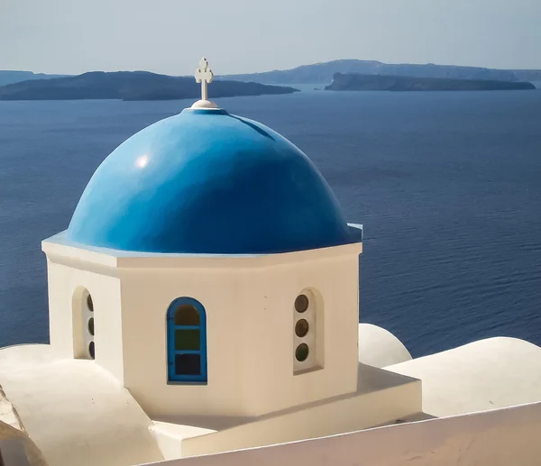 oia, santorini, mavi kubbe