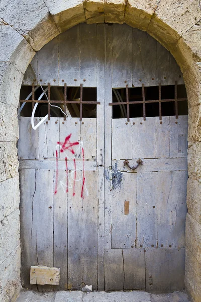 Porta da prisão velha — Fotografia de Stock