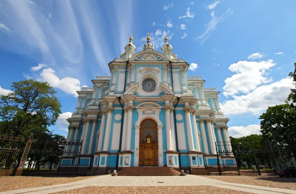 Smolny kathedraal, st. petersburg. — Stockfoto