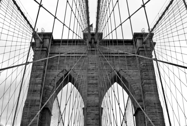 Edificio principal del Puente de Brooklyn, Ciudad de Nueva York — Foto de Stock