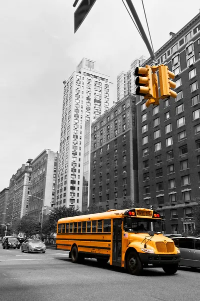 Autobús escolar en la ciudad de Nueva York —  Fotos de Stock