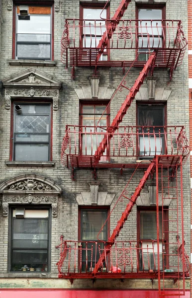 Κτίριο σκάλες, Νέα Υόρκη, ΗΠΑ — Φωτογραφία Αρχείου