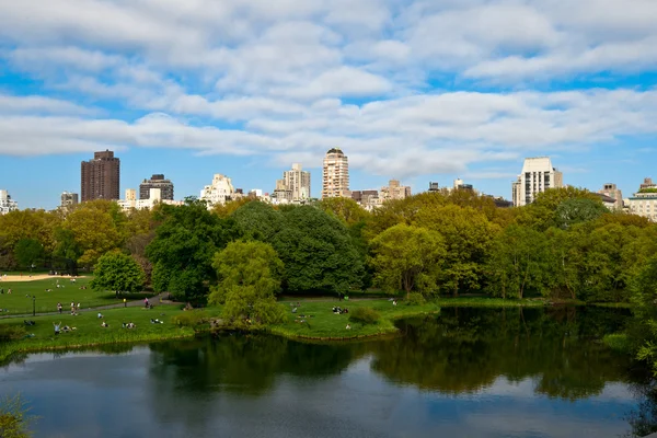 Central park lake, new york city, Amerika Birleşik Devletleri — Stok fotoğraf