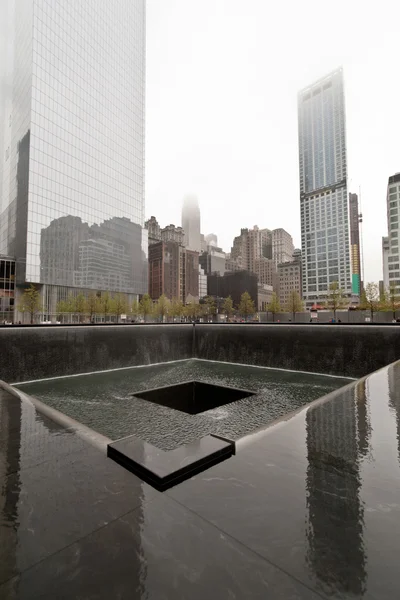 9-11 Memorial park en Nueva York, Estados Unidos — Foto de Stock