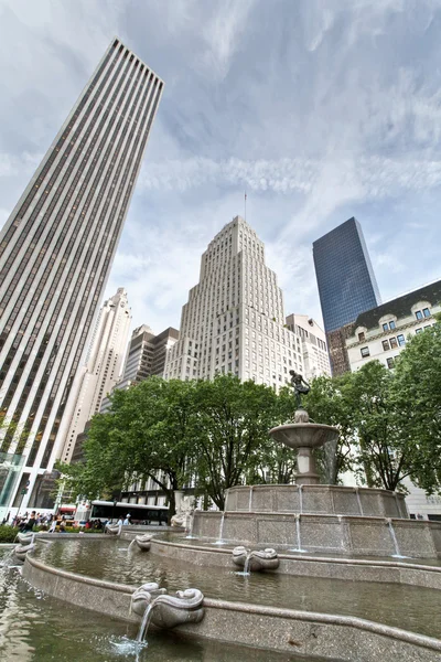Plaza hotel square ve central park, new york