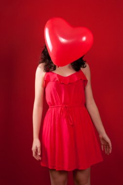 aşk için kaybeden baş