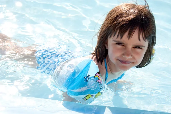 Schau, wie ich schwimme — Stockfoto