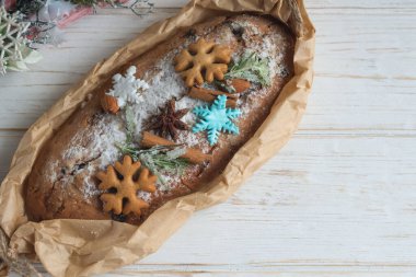 Noel çalı geleneksel bir Noel tatilidir. Alman usulü pişirilmiş ürünler. Tatiller Noel ve Yeni Yıl.