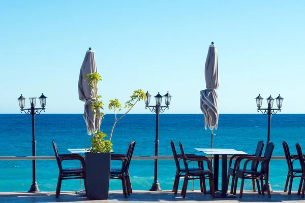 Sillas Mesas Azules Acogedor Restaurante Vacío Paseo Marítimo Niza Contexto — Foto de Stock