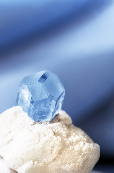 gemstone aquamarine