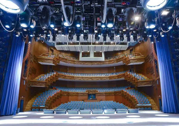 Illuminated empty concert stage — Stock Photo, Image