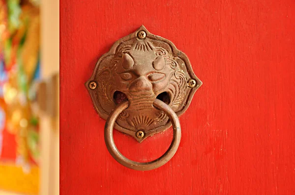 Ancient style door handle — Stock Photo, Image