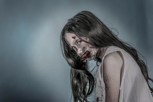 Zombie girl — Stock Photo, Image