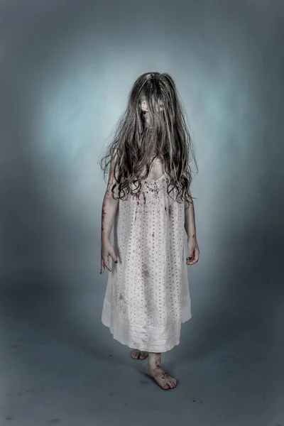 Zombie girl — Stock Photo, Image