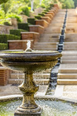 Bahçeleri ve la alcazaba çeşmeleri