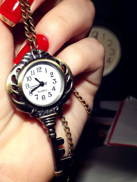 tuşunu basılı tutarak