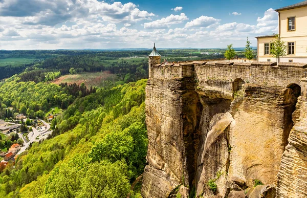 Φρούριο Knigstein Στην Σαξονική Ελβετία Γερμανία Θέα Από Τείχος Του — Φωτογραφία Αρχείου