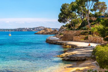 Mallorca Adası. Plaj Cala Fornells