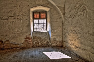 eski hapishane hücrelerinde