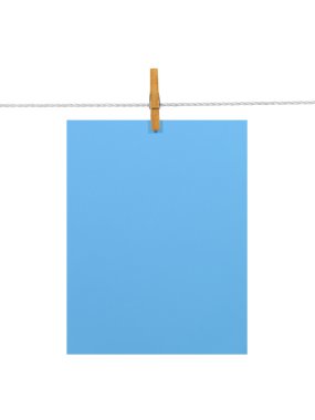 Gök mavi kağıt levha bir giysi satır (2 kırpma yolları üzerinde)