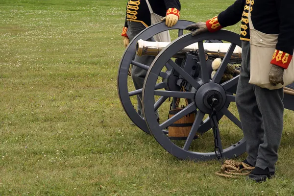 Soldaten in der Uniform des 19. Jahrhunderts — Stockfoto