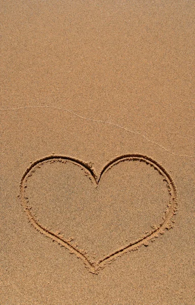Heart drawing in sand, with copy-space — Stock Photo, Image