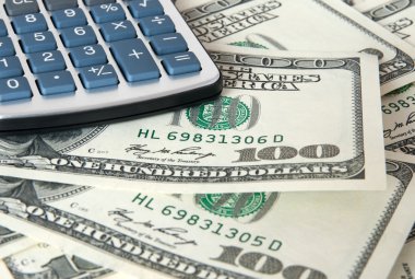 Amerikan Doları ve hesap makinesi yakın çekim