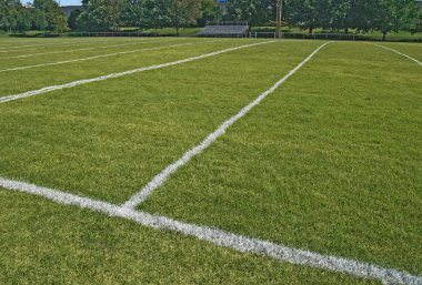 Amerikan futbolu oyun alanı içinde yaz