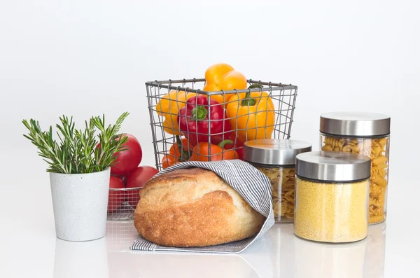 Pan, pasta, mijo, verduras y romero —  Fotos de Stock