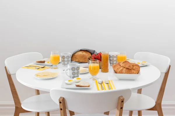 Café da manhã para três — Fotografia de Stock