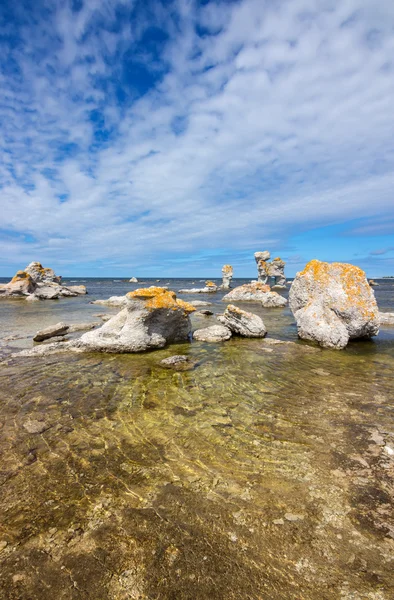 Pile marittime sulla costa orientale della Svezia — Foto Stock