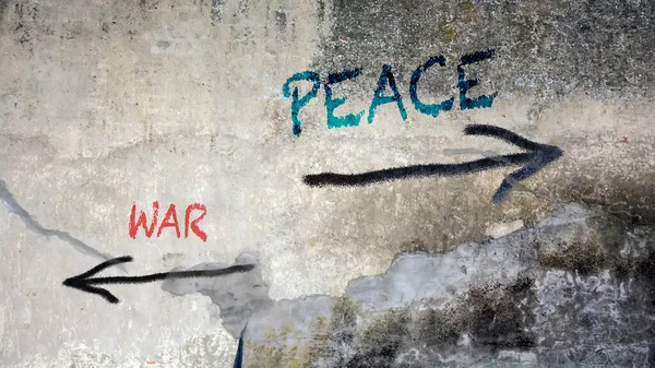 Οδός Υπογράψτε Την Κατεύθυνση Προς Την Ειρήνη Εναντίον Του Πολέμου — Φωτογραφία Αρχείου